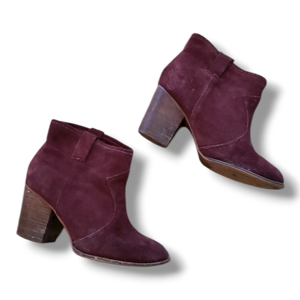 Splendid size 6.5 burgundy booties with block heel